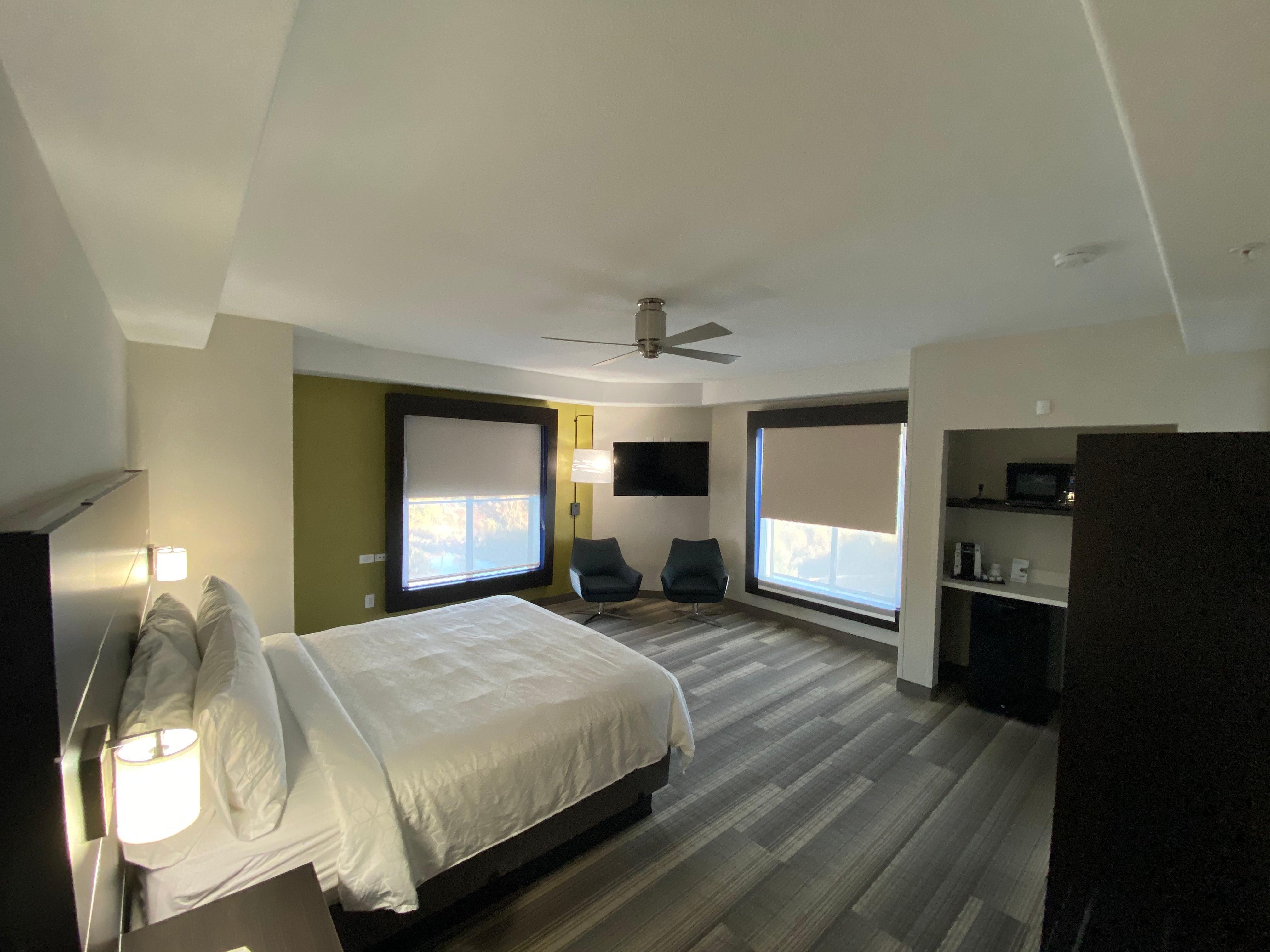 Holiday Inn Express Hotel & Suites El Dorado Hills By Ihg Bagian luar foto