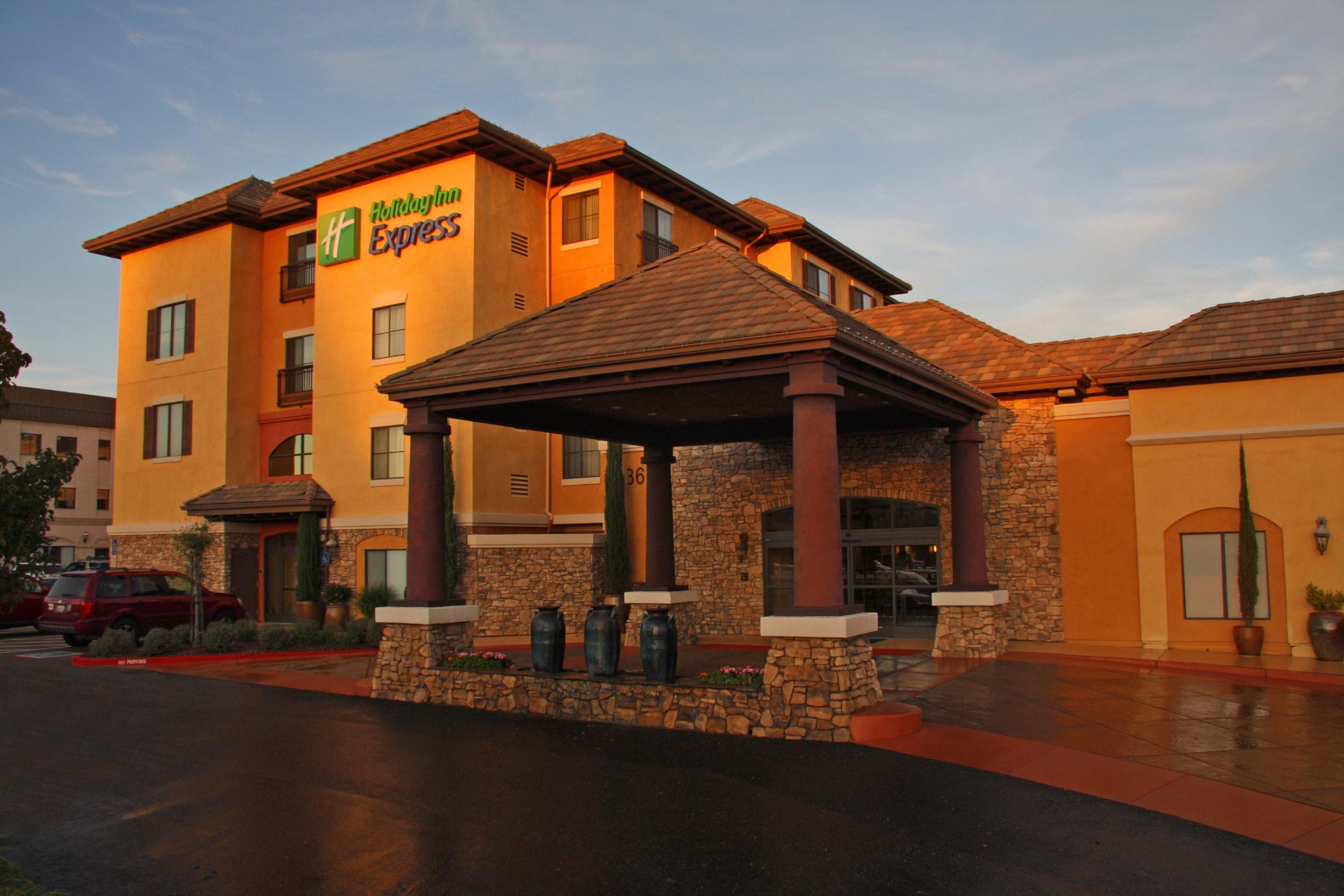 Holiday Inn Express Hotel & Suites El Dorado Hills By Ihg Bagian luar foto