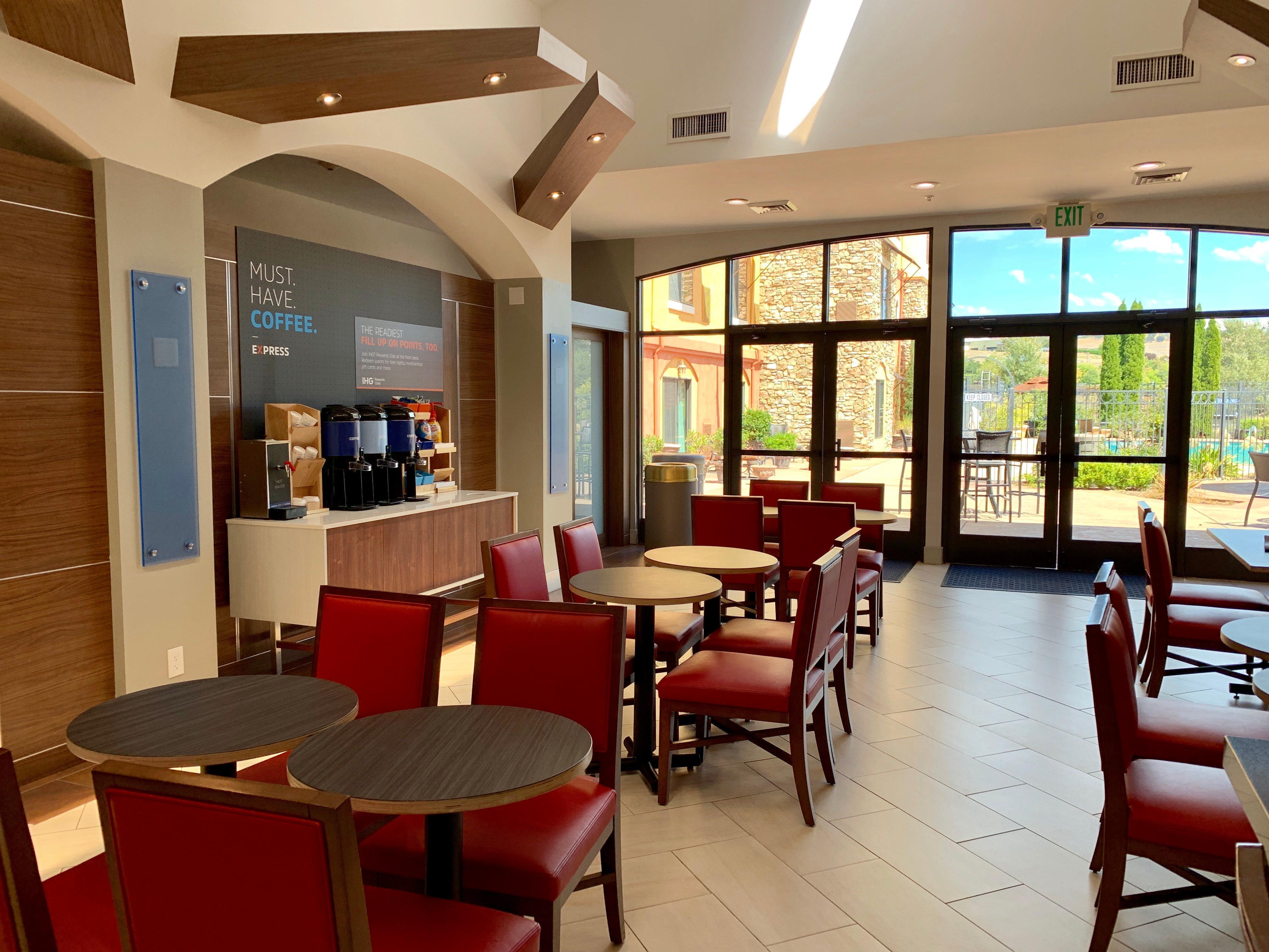 Holiday Inn Express Hotel & Suites El Dorado Hills By Ihg Bagian luar foto