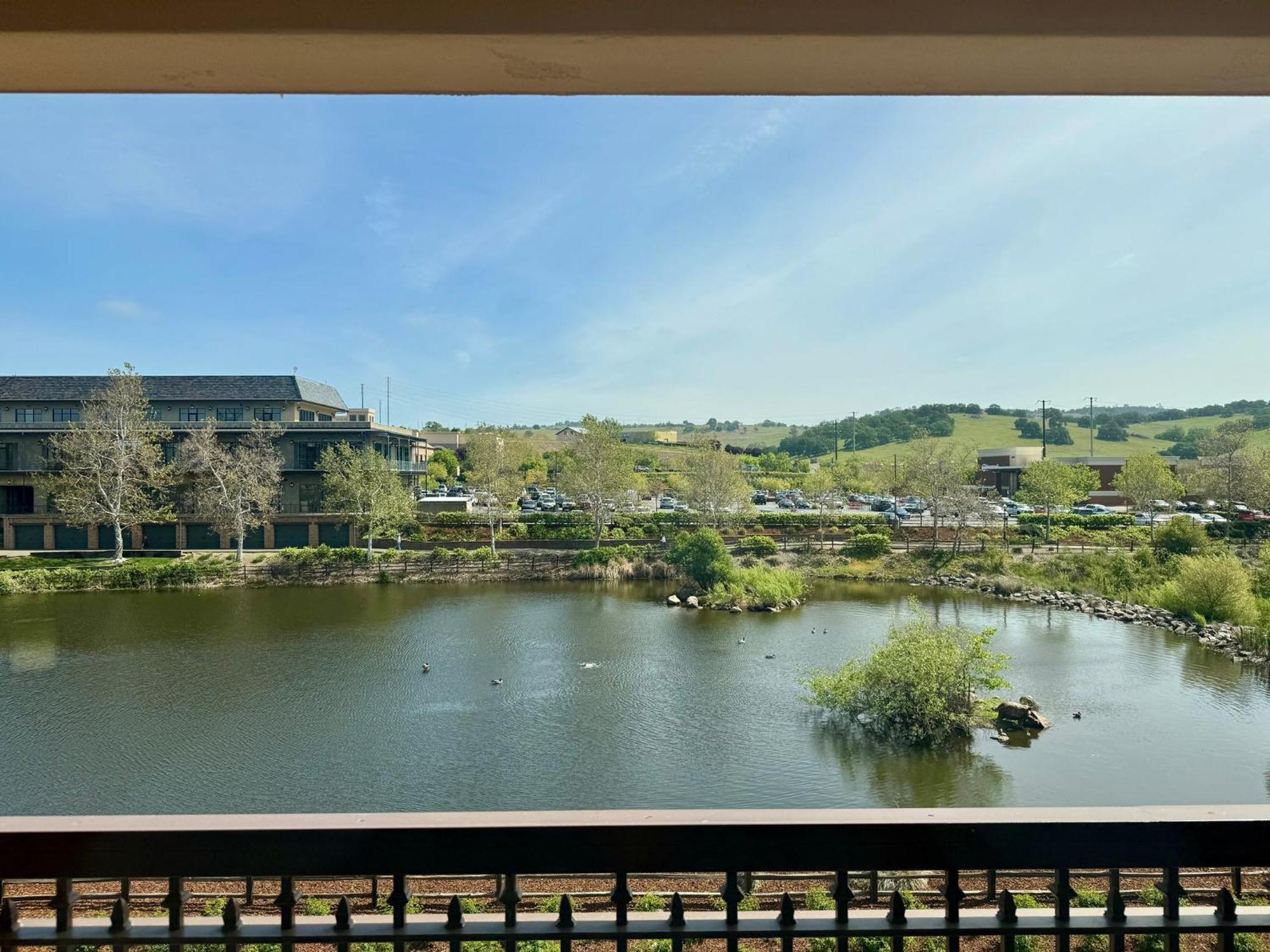 Holiday Inn Express Hotel & Suites El Dorado Hills By Ihg Bagian luar foto